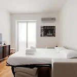 Modern Apartment 650M From Domodossola M5!