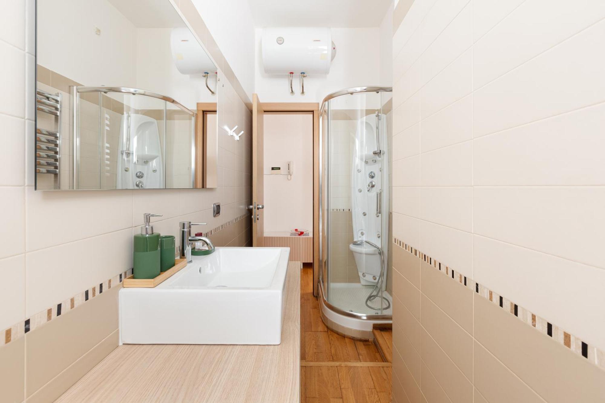 Modern 650m From Domodossola M5! *