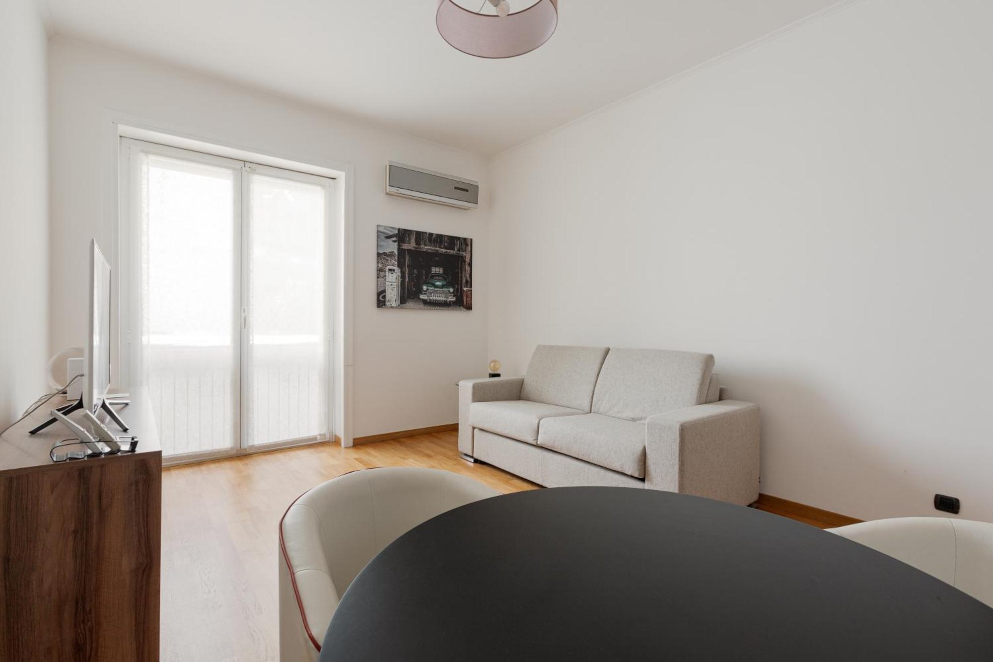 Modern 650m From Domodossola M5! Appartement Milan
