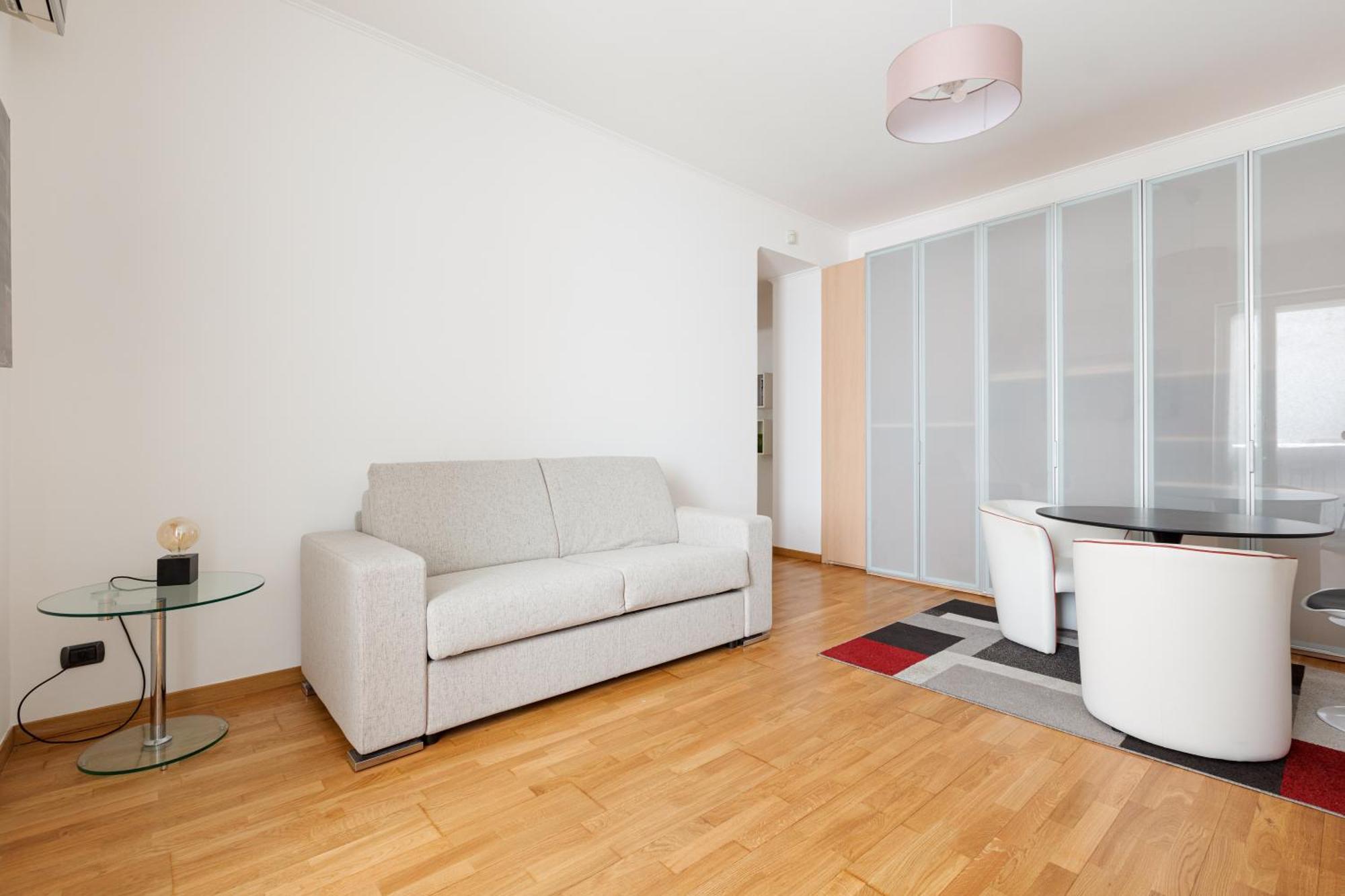 Modern 650m From Domodossola M5! Milan