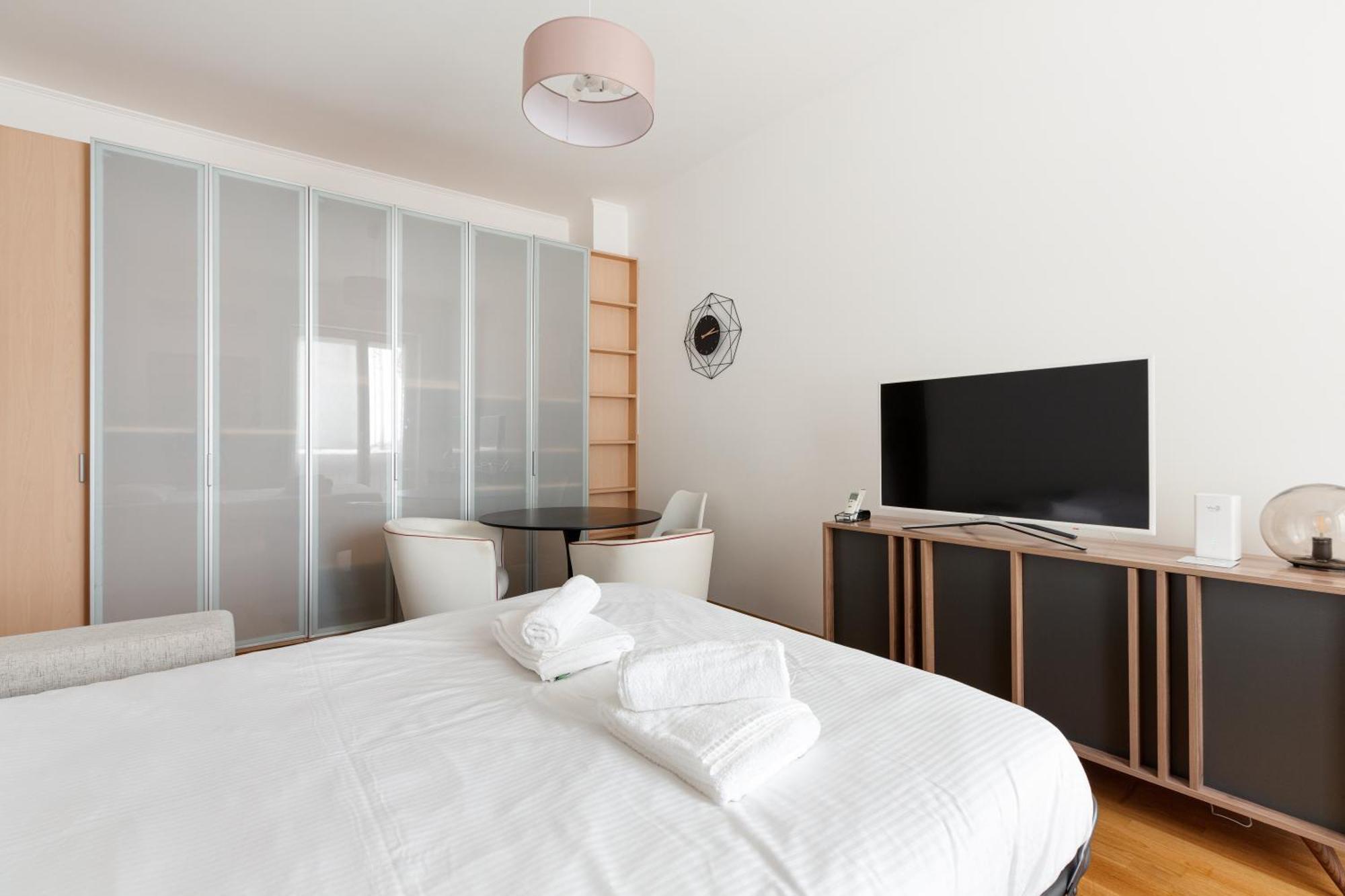 Modern 650m From Domodossola M5!
