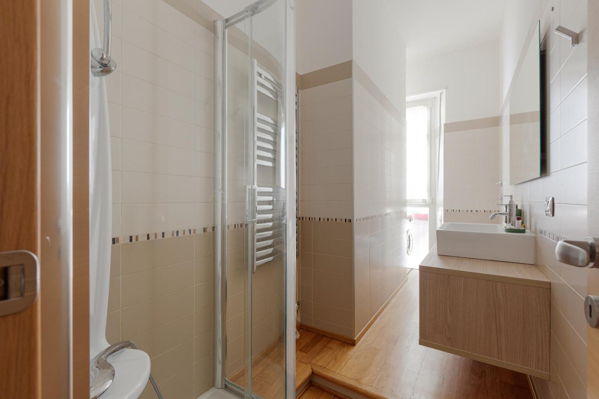 Modern 650m From Domodossola M5! * Milan