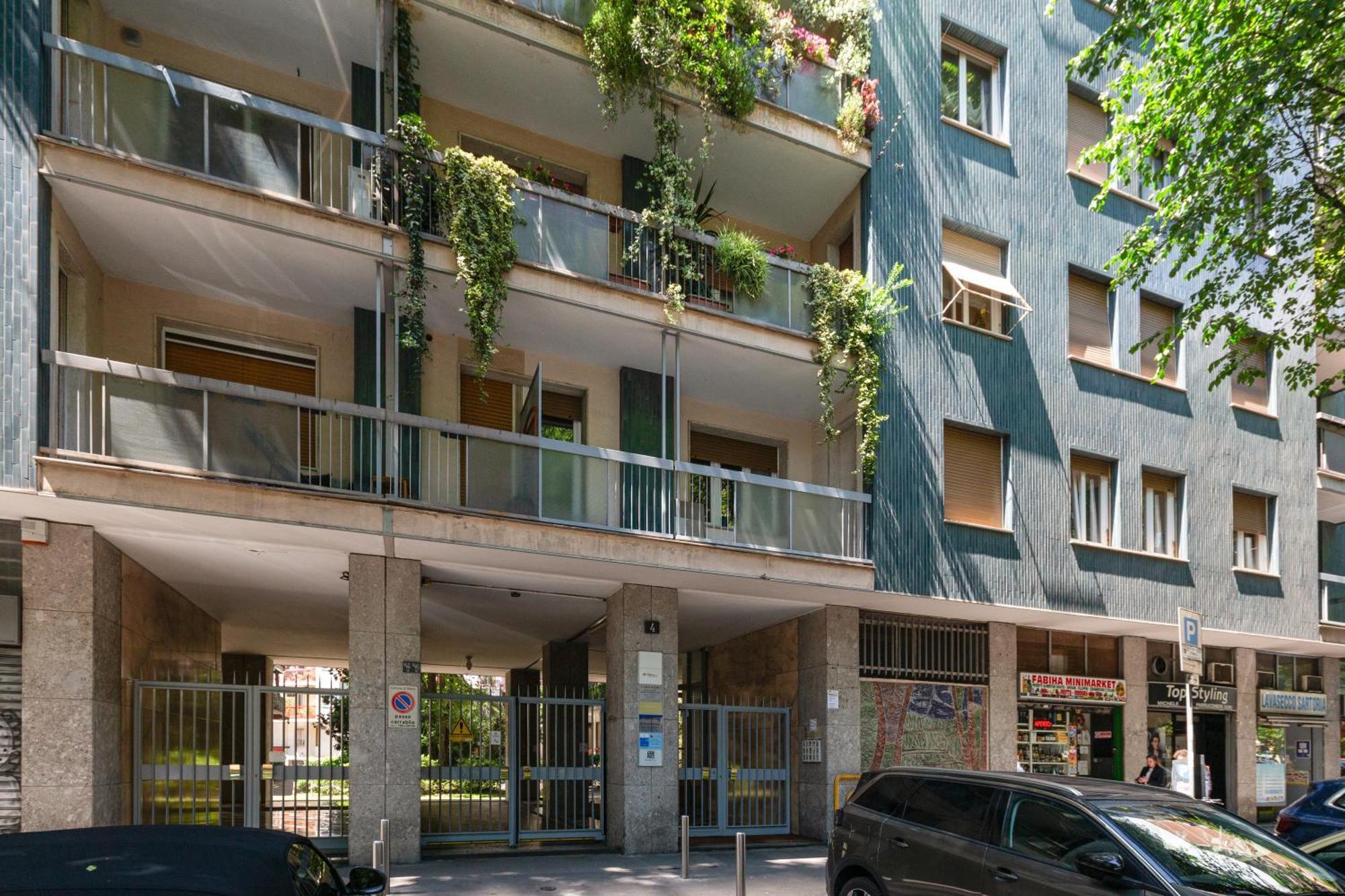 Modern 650m From Domodossola M5! *